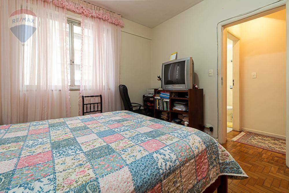 Apartamento à venda com 3 quartos, 169m² - Foto 17