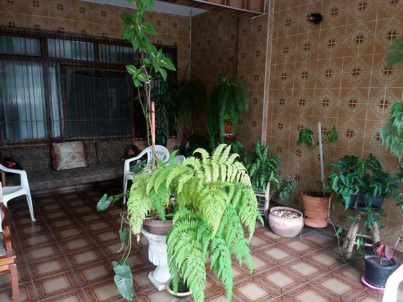 Sobrado à venda com 3 quartos, 200m² - Foto 2