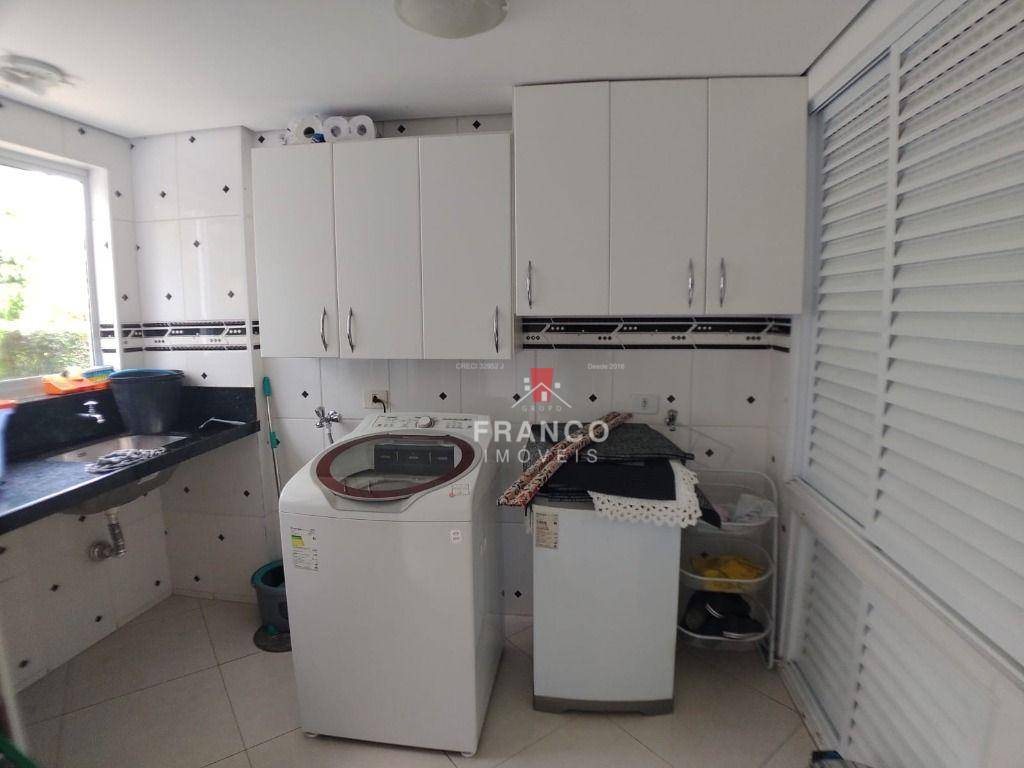 Casa de Condomínio à venda com 4 quartos, 385m² - Foto 10