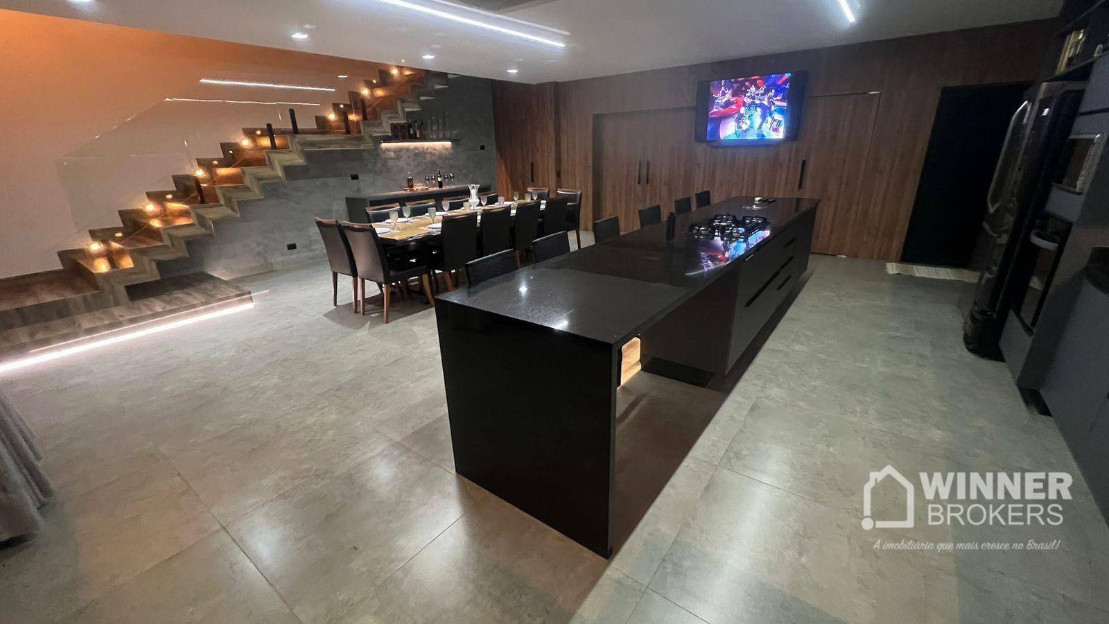 Sobrado à venda com 6 quartos, 410m² - Foto 4