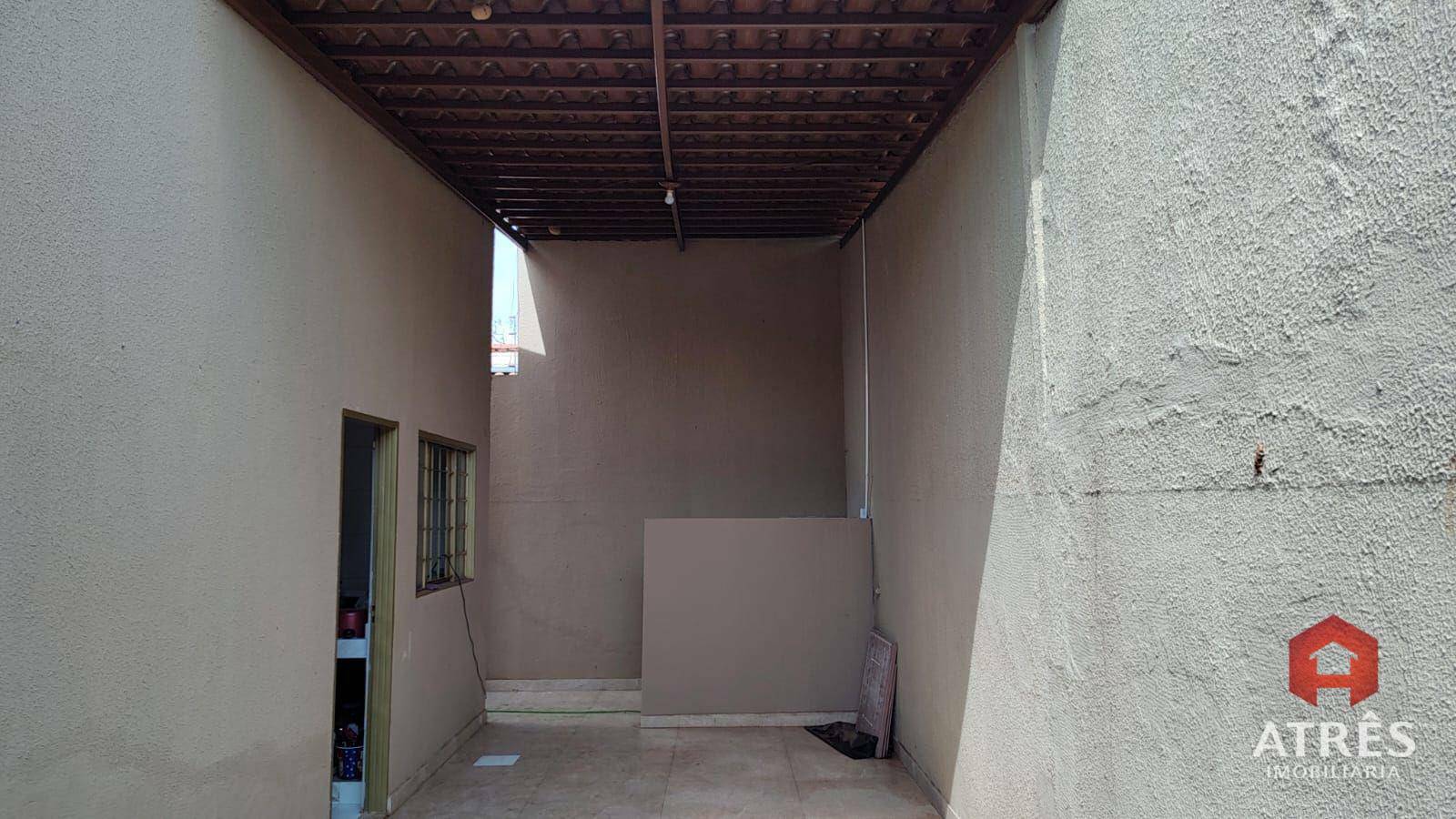 Casa à venda com 3 quartos, 90m² - Foto 15