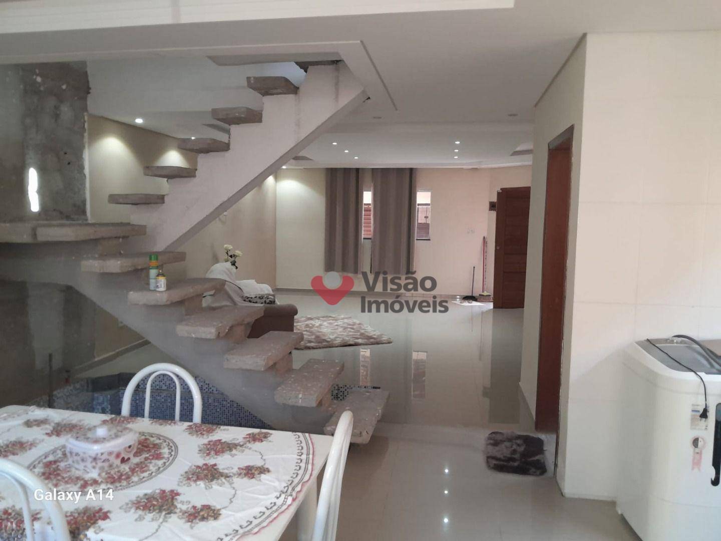 Sobrado à venda com 3 quartos, 100m² - Foto 8