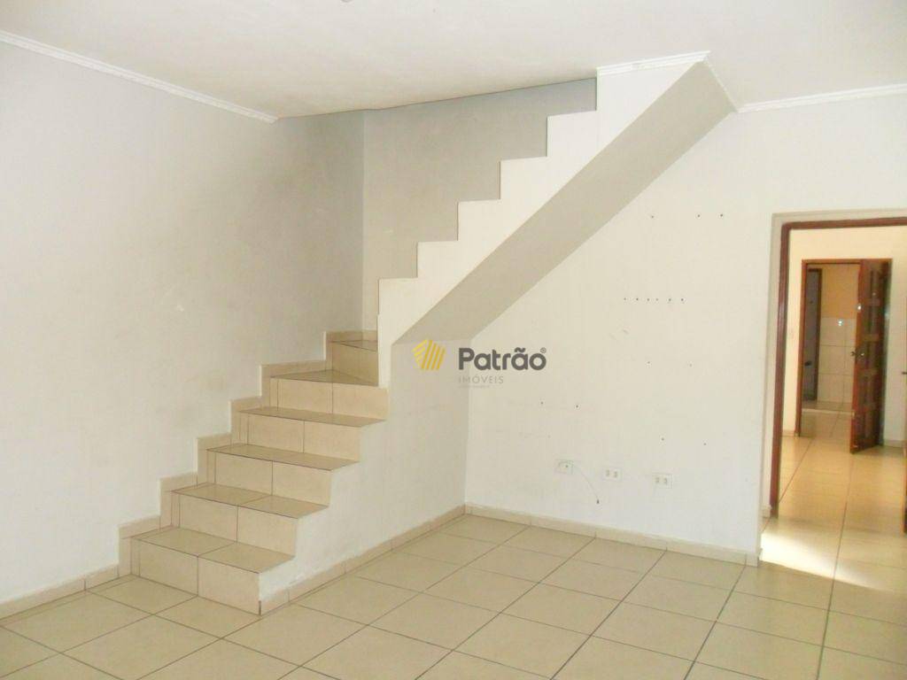 Sobrado à venda com 2 quartos, 139m² - Foto 5