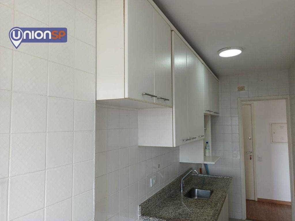 Apartamento à venda com 2 quartos, 60m² - Foto 15