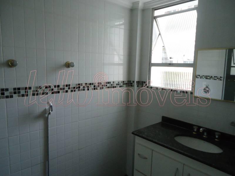 Apartamento para alugar com 3 quartos, 105m² - Foto 21