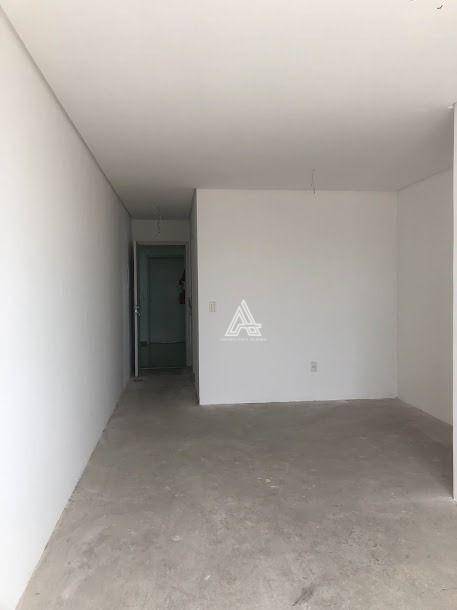 Apartamento à venda com 3 quartos, 77m² - Foto 10