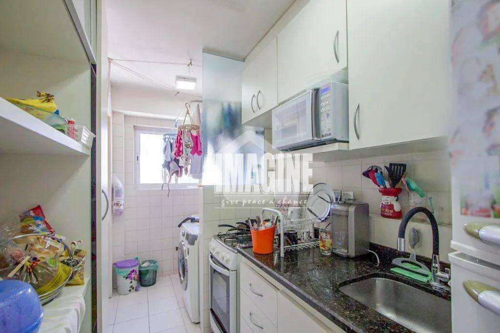 Apartamento à venda com 2 quartos, 62m² - Foto 13