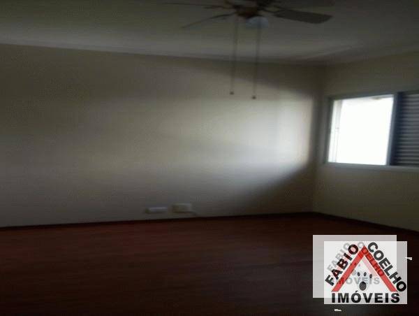 Apartamento à venda com 3 quartos, 124m² - Foto 7