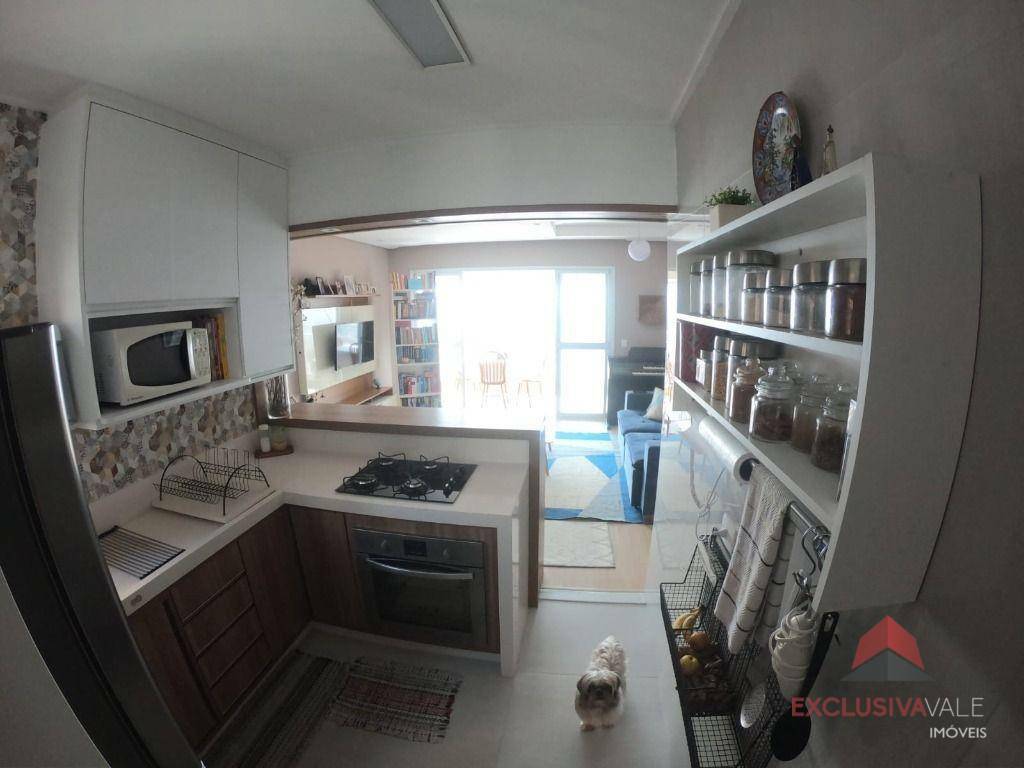 Apartamento à venda com 2 quartos, 75m² - Foto 3
