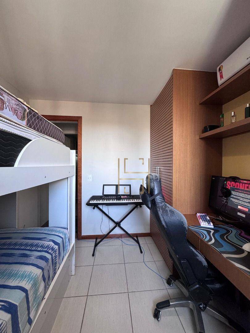 Apartamento à venda com 2 quartos, 77m² - Foto 6