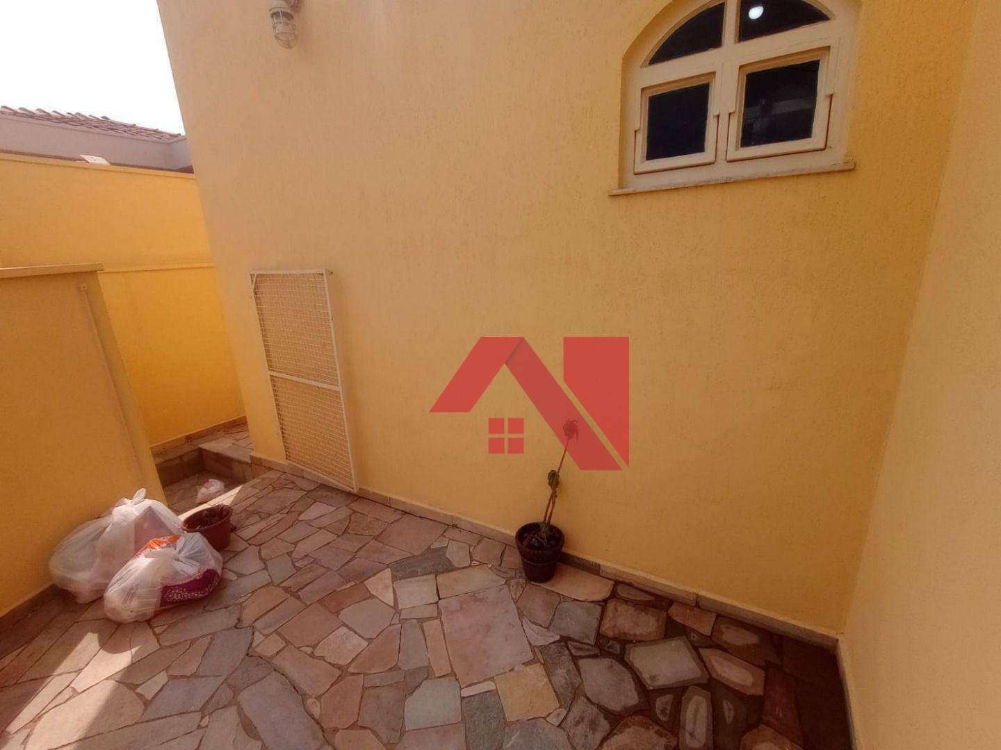 Sobrado à venda com 3 quartos, 220m² - Foto 31