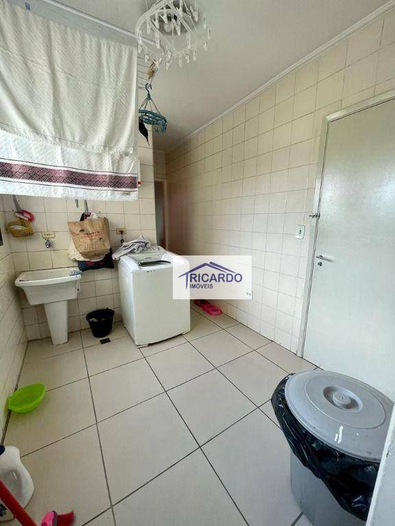 Apartamento à venda com 4 quartos, 170m² - Foto 28