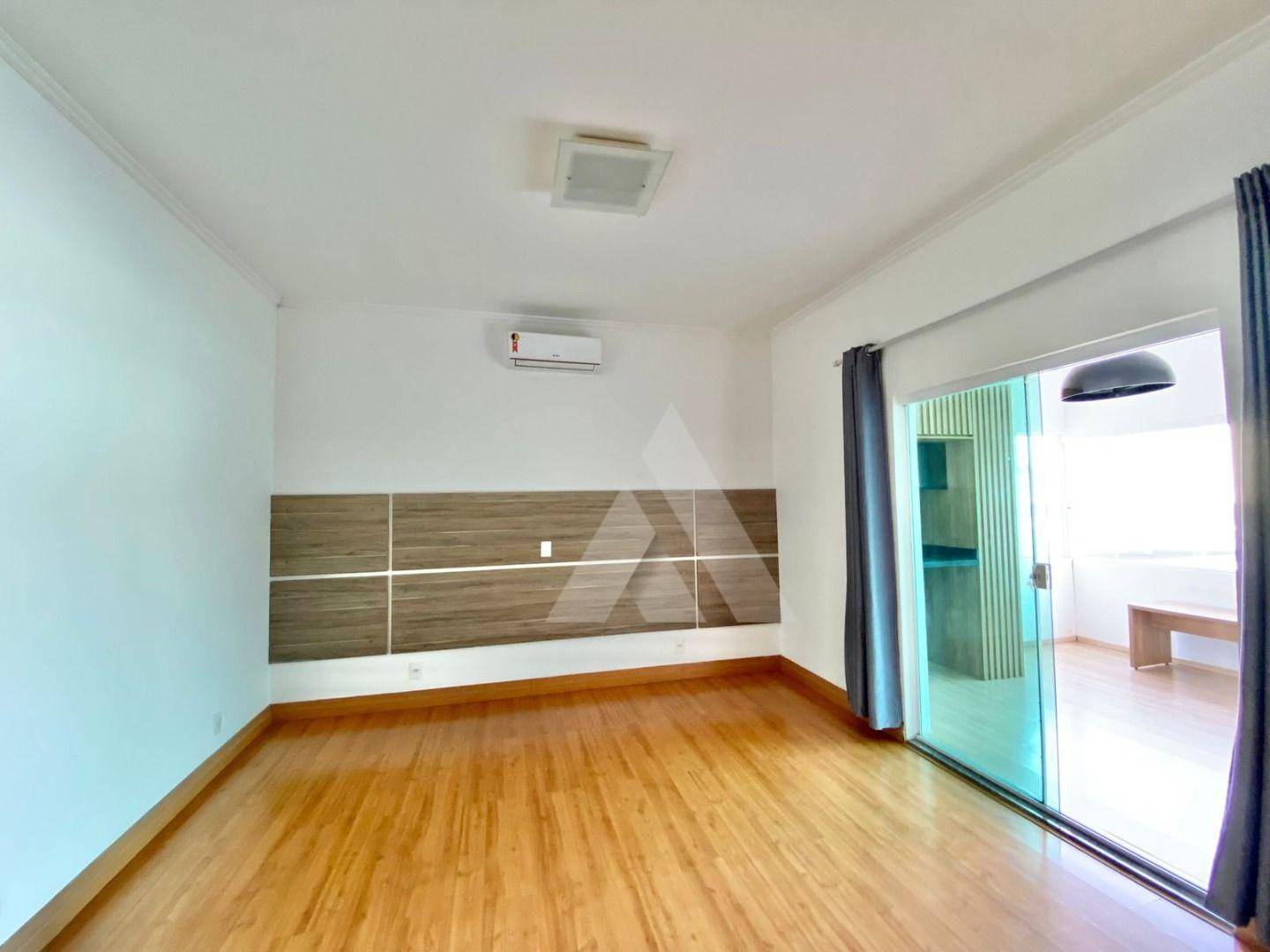 Casa, 3 quartos, 250 m² - Foto 14
