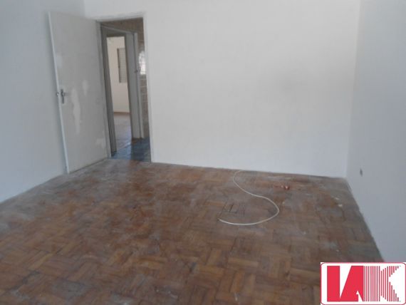 Casa para alugar com 3 quartos, 60m² - Foto 4