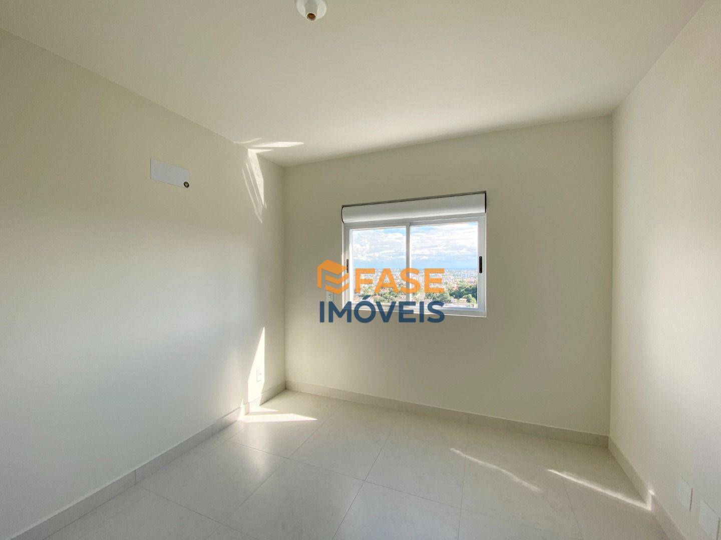 Apartamento à venda com 2 quartos, 66m² - Foto 12