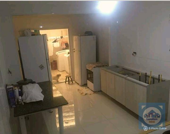 Casa à venda com 2 quartos, 175m² - Foto 2