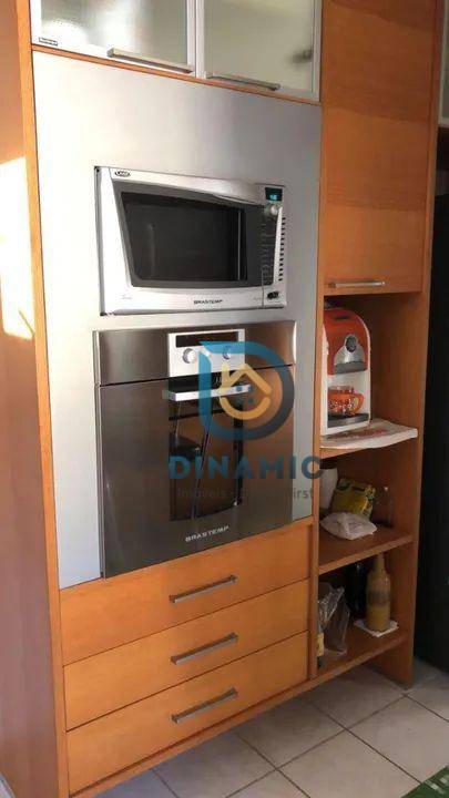 Apartamento à venda com 3 quartos, 160m² - Foto 11