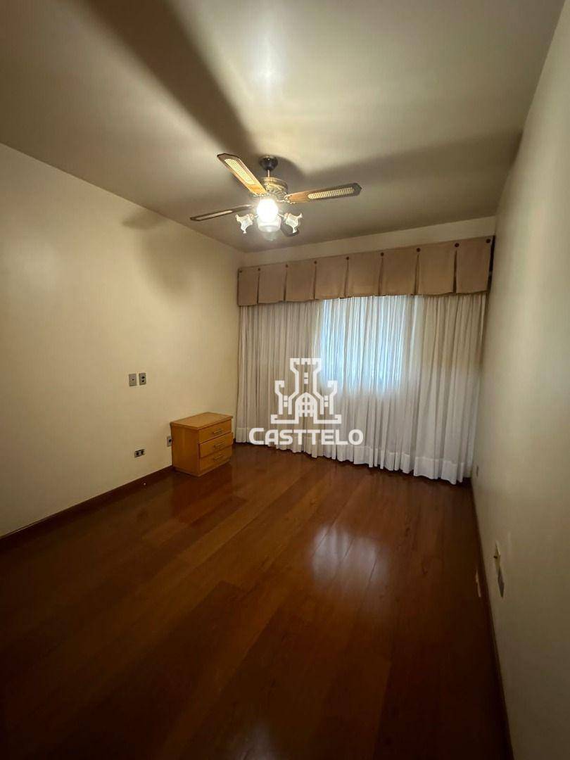 Apartamento à venda com 3 quartos, 226m² - Foto 7