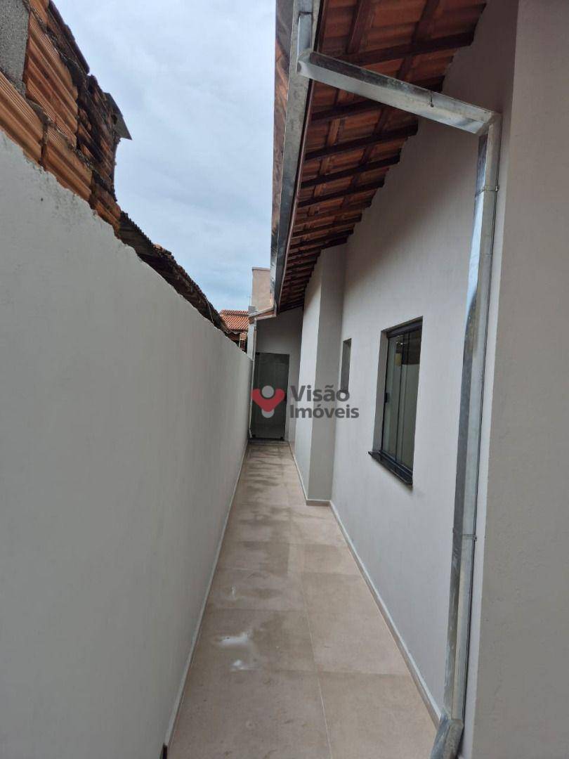 Casa à venda com 2 quartos, 72m² - Foto 17