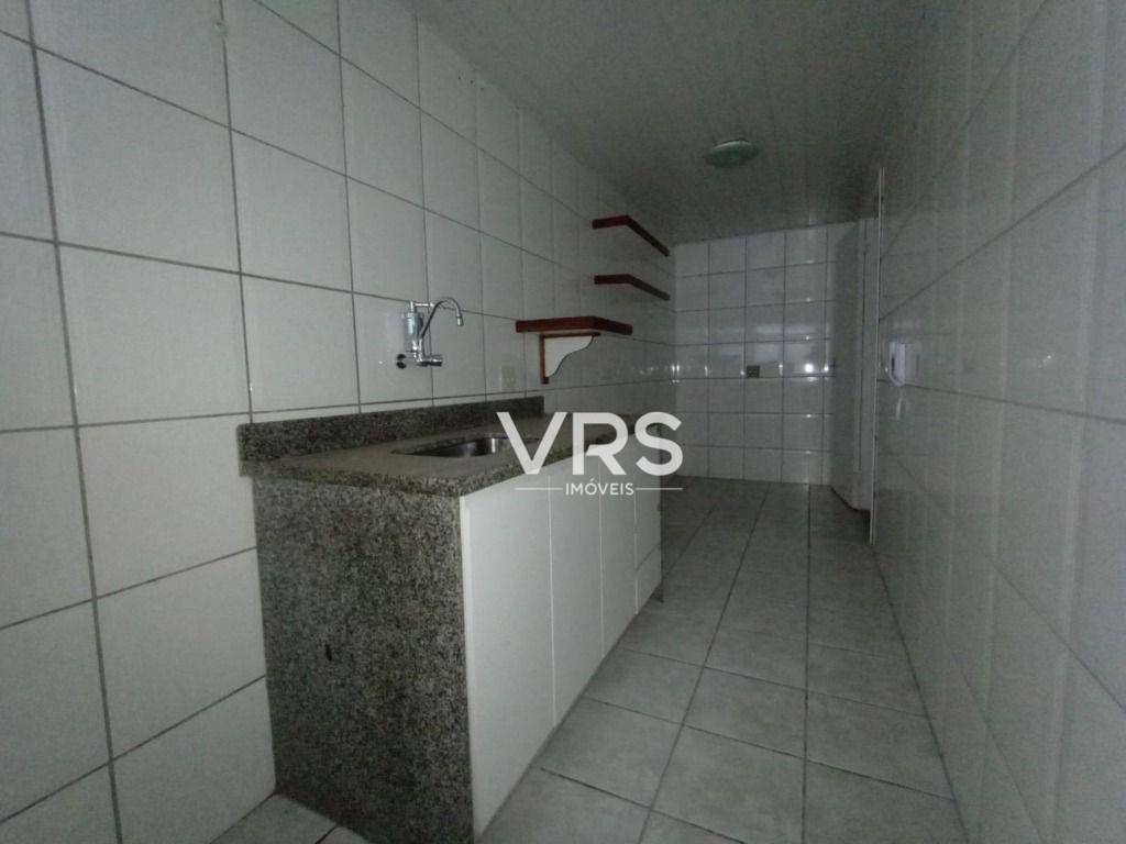 Apartamento à venda com 2 quartos, 63m² - Foto 25