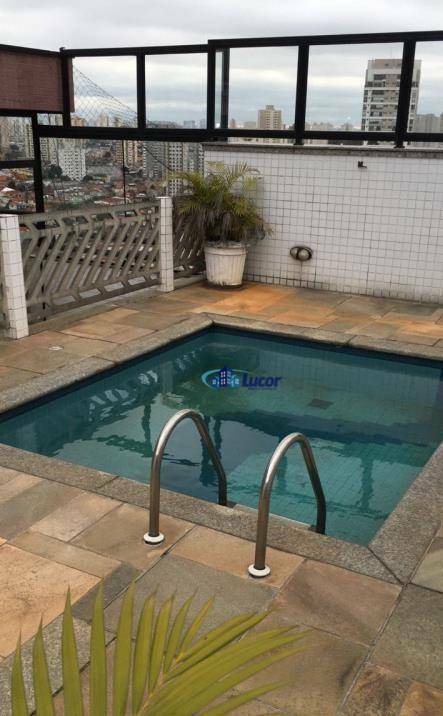 Cobertura à venda com 4 quartos, 210m² - Foto 1