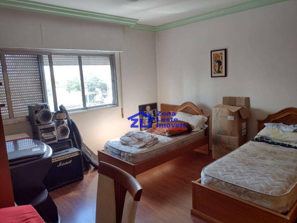 Apartamento à venda com 3 quartos, 157m² - Foto 11