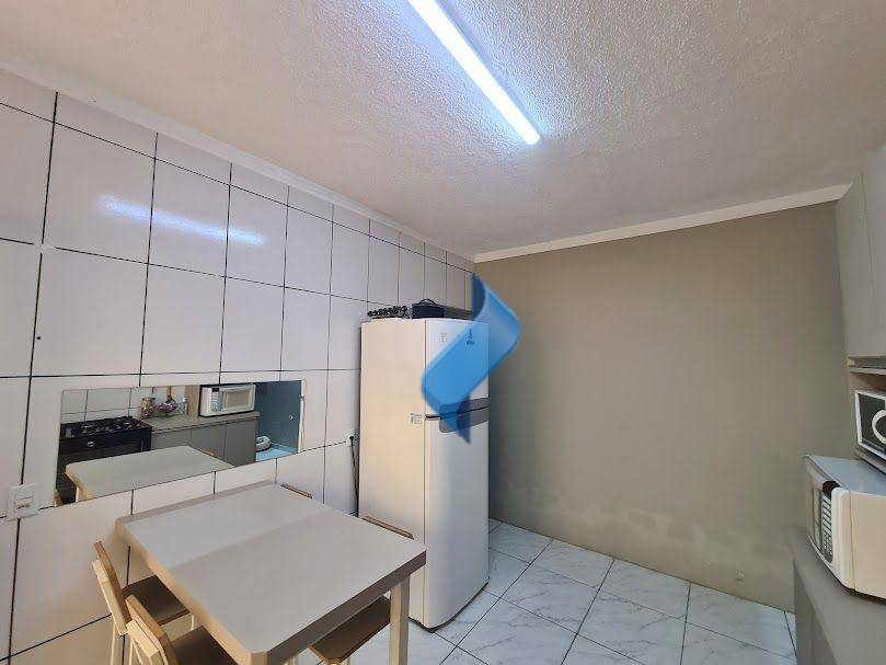 Casa à venda com 2 quartos, 87m² - Foto 9