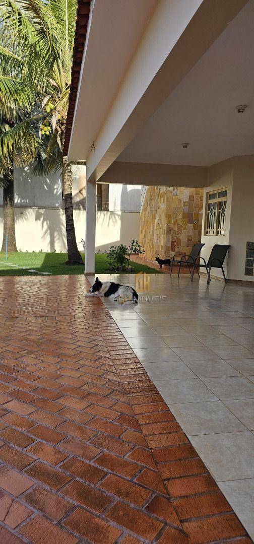 Casa à venda com 4 quartos, 310m² - Foto 27