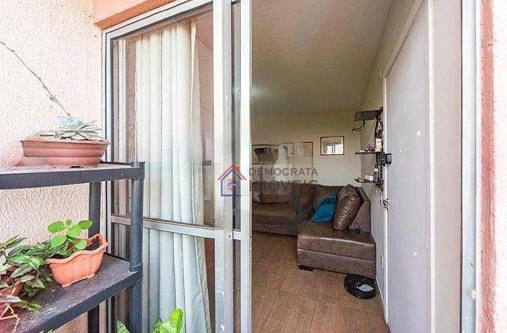 Apartamento à venda com 2 quartos, 49m² - Foto 4