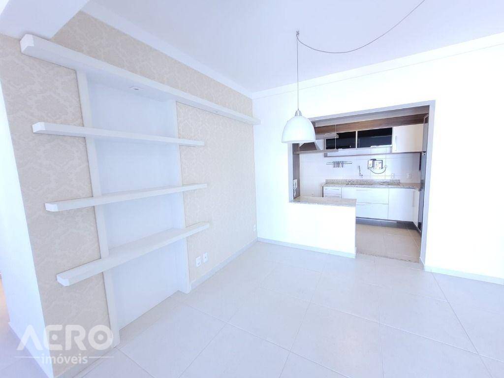 Apartamento à venda com 2 quartos, 91m² - Foto 9