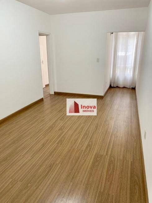 Apartamento à venda com 3 quartos, 90m² - Foto 2