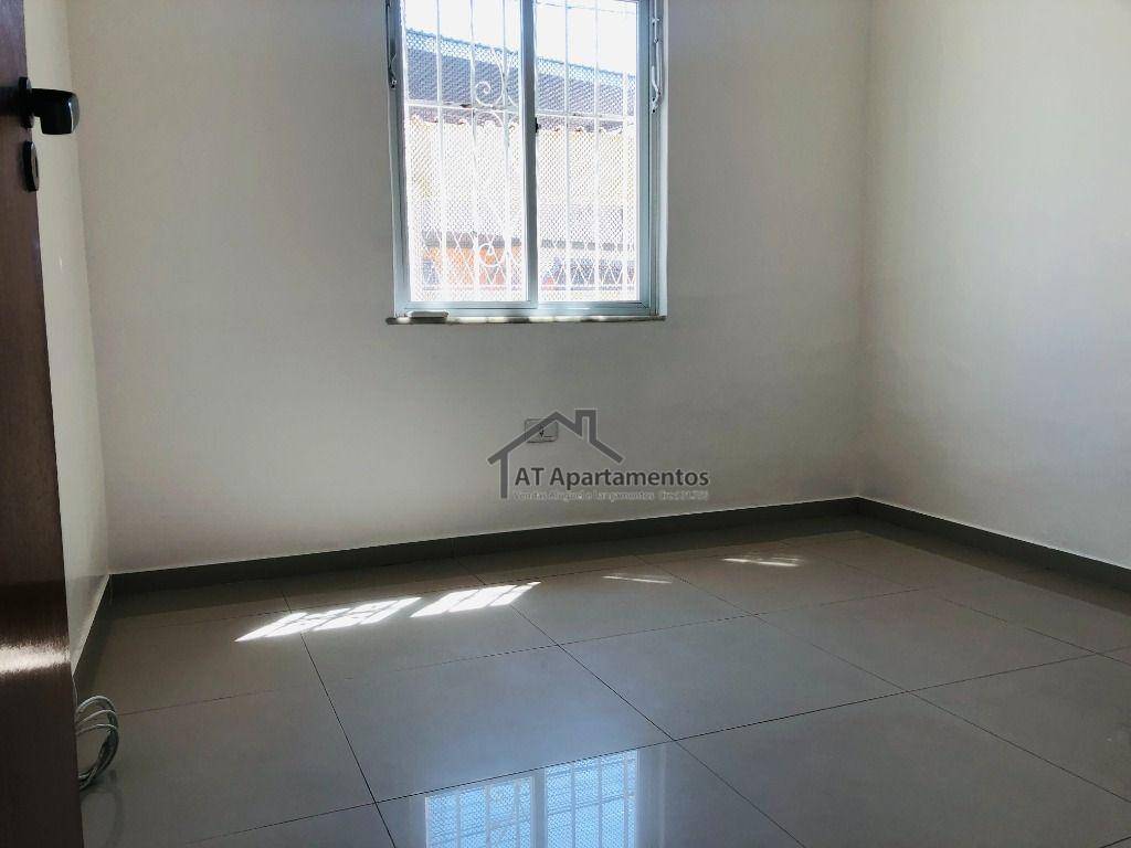 Apartamento à venda com 2 quartos, 60m² - Foto 8