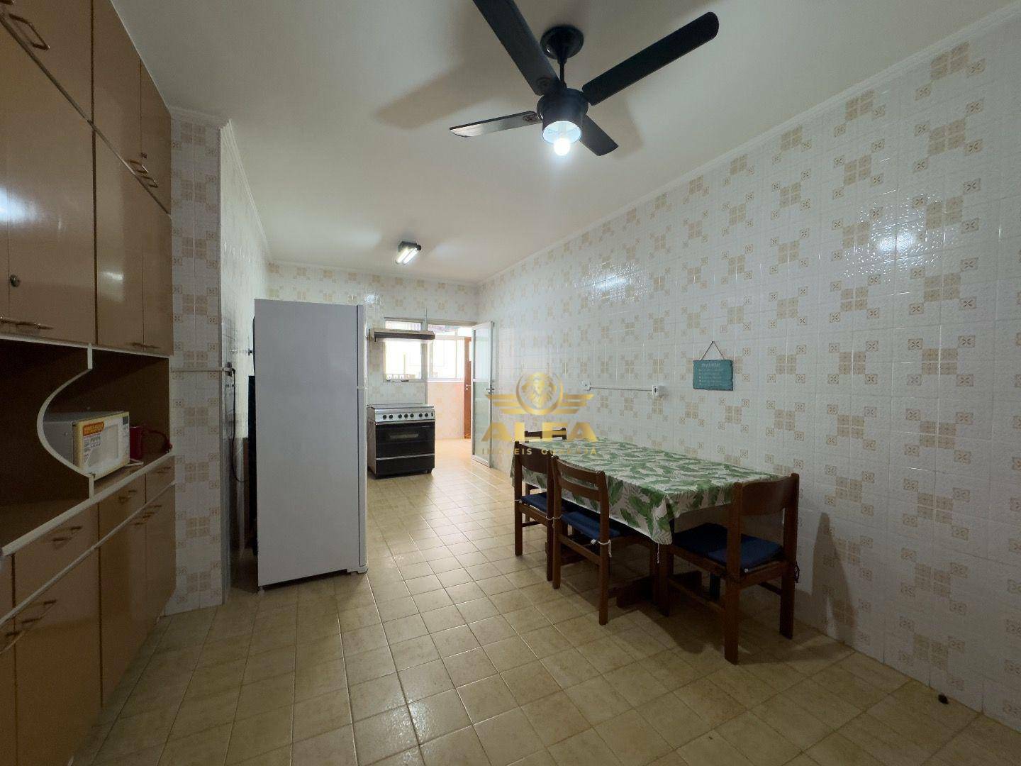 Apartamento à venda com 3 quartos, 134m² - Foto 18