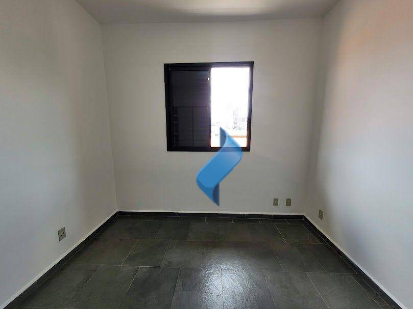 Apartamento para alugar com 3 quartos, 88m² - Foto 9