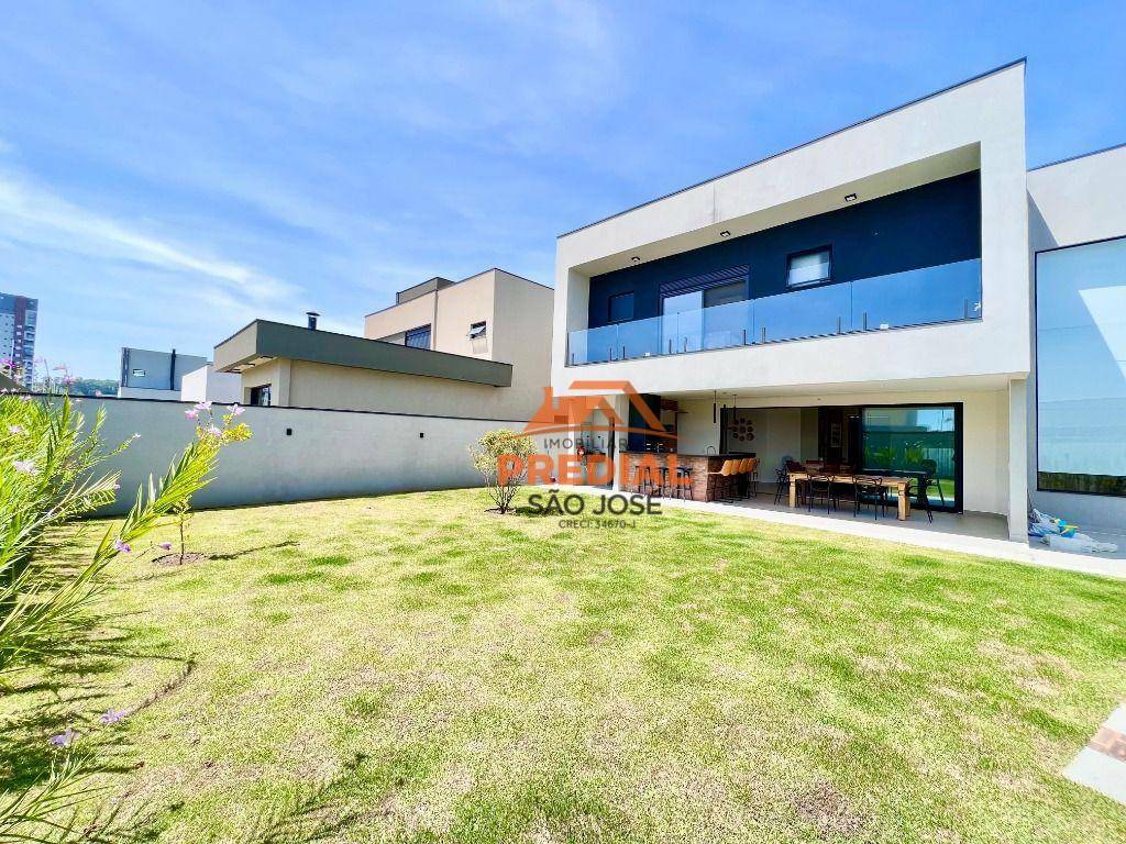 Casa de Condomínio à venda com 4 quartos, 266m² - Foto 30