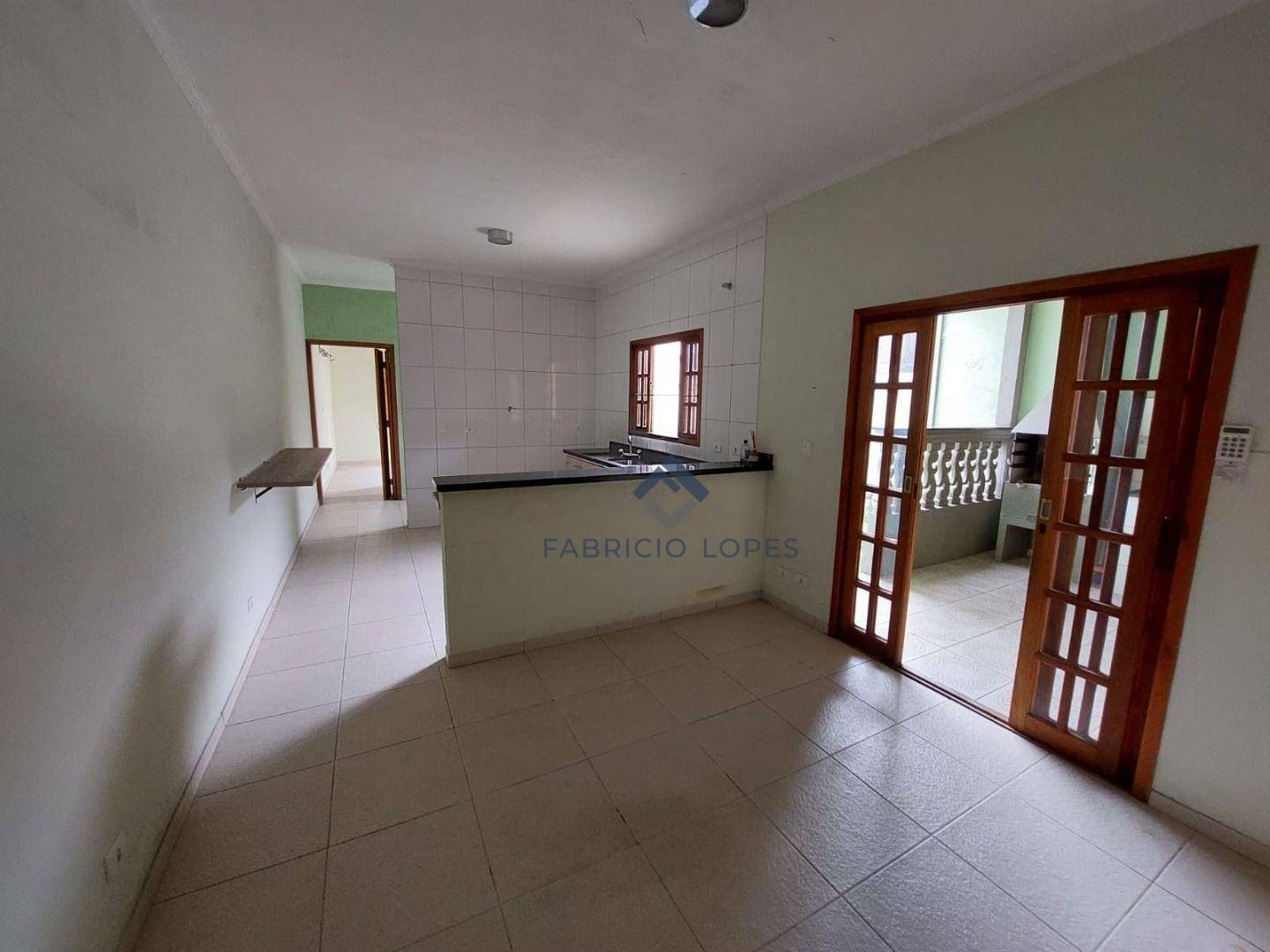 Casa à venda com 2 quartos, 82m² - Foto 1