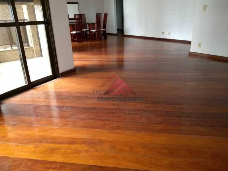 Apartamento à venda com 4 quartos, 270m² - Foto 3