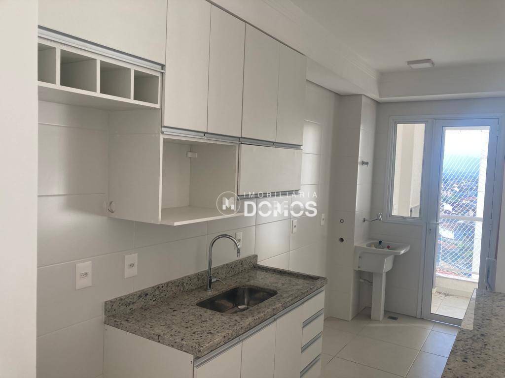 Apartamento à venda com 2 quartos, 80m² - Foto 5