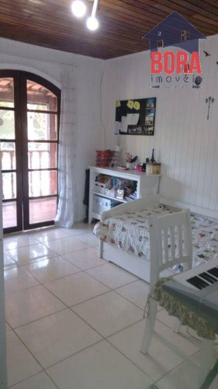 Chácara à venda com 4 quartos, 328m² - Foto 21