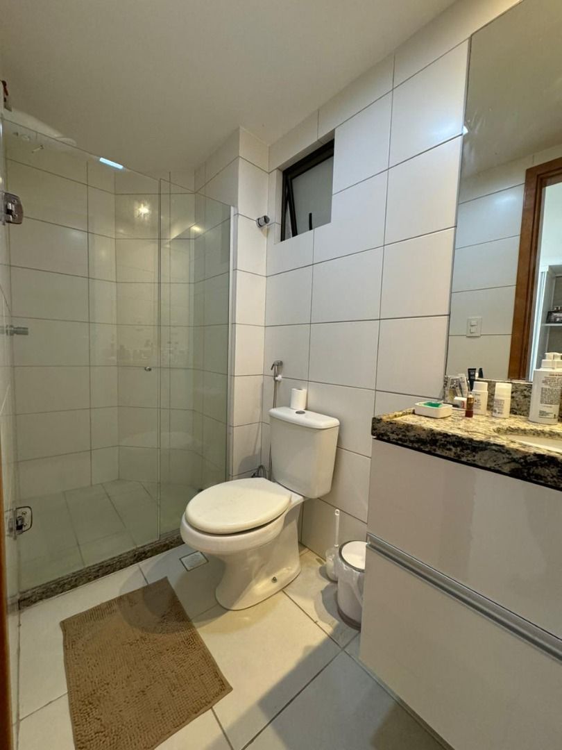 Apartamento à venda com 2 quartos, 67m² - Foto 4