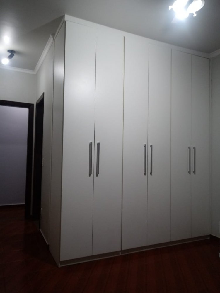 Casa à venda com 3 quartos, 200m² - Foto 7