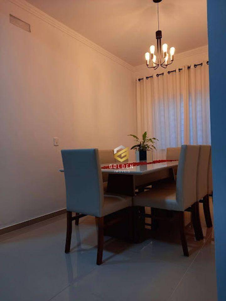 Casa à venda com 2 quartos, 90m² - Foto 12