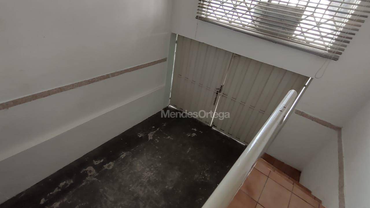 Casa à venda com 2 quartos, 80m² - Foto 15