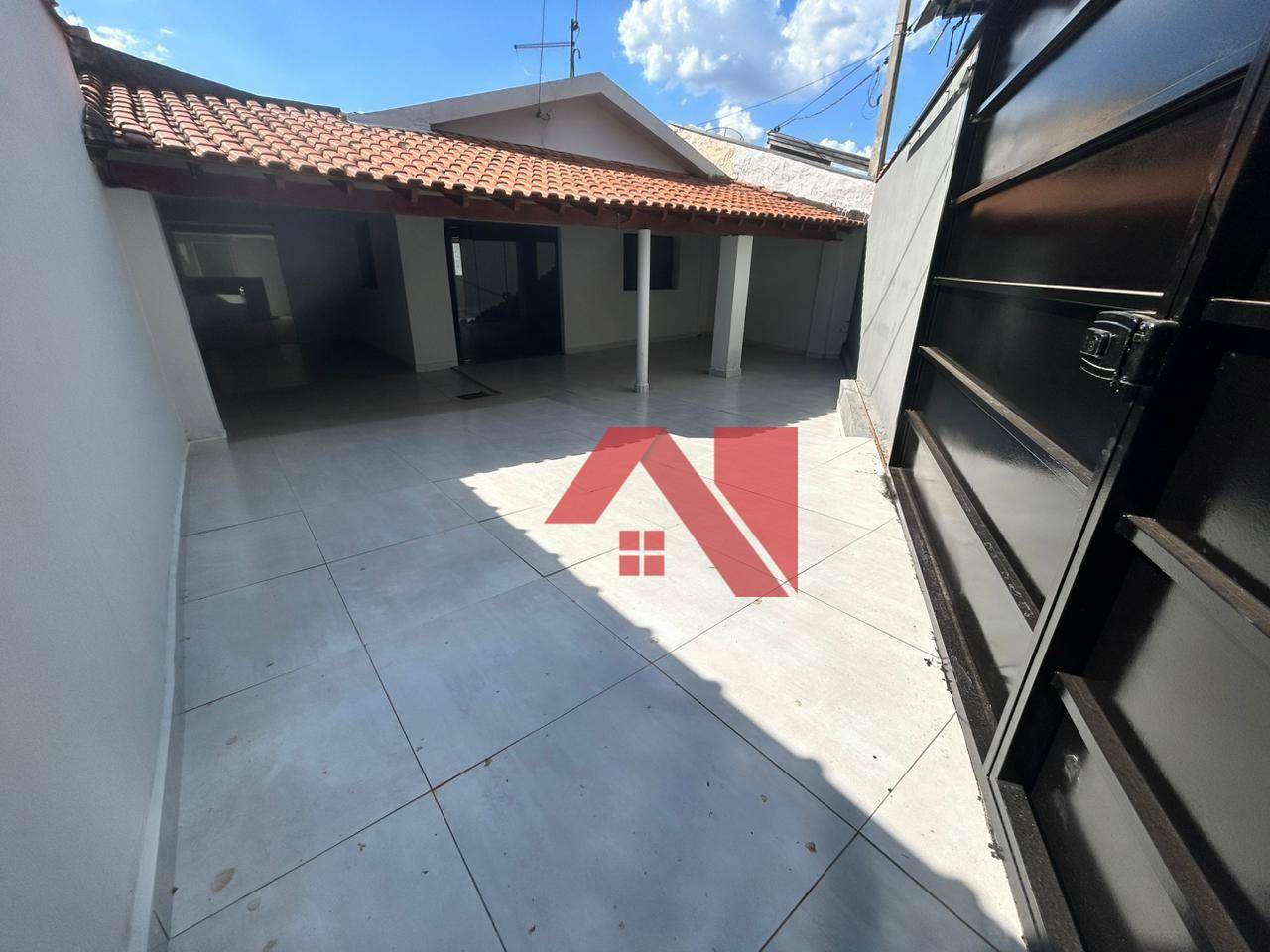 Casa à venda com 2 quartos, 121m² - Foto 9