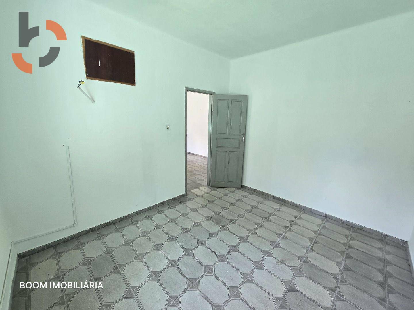 Casa à venda com 2 quartos, 56m² - Foto 9