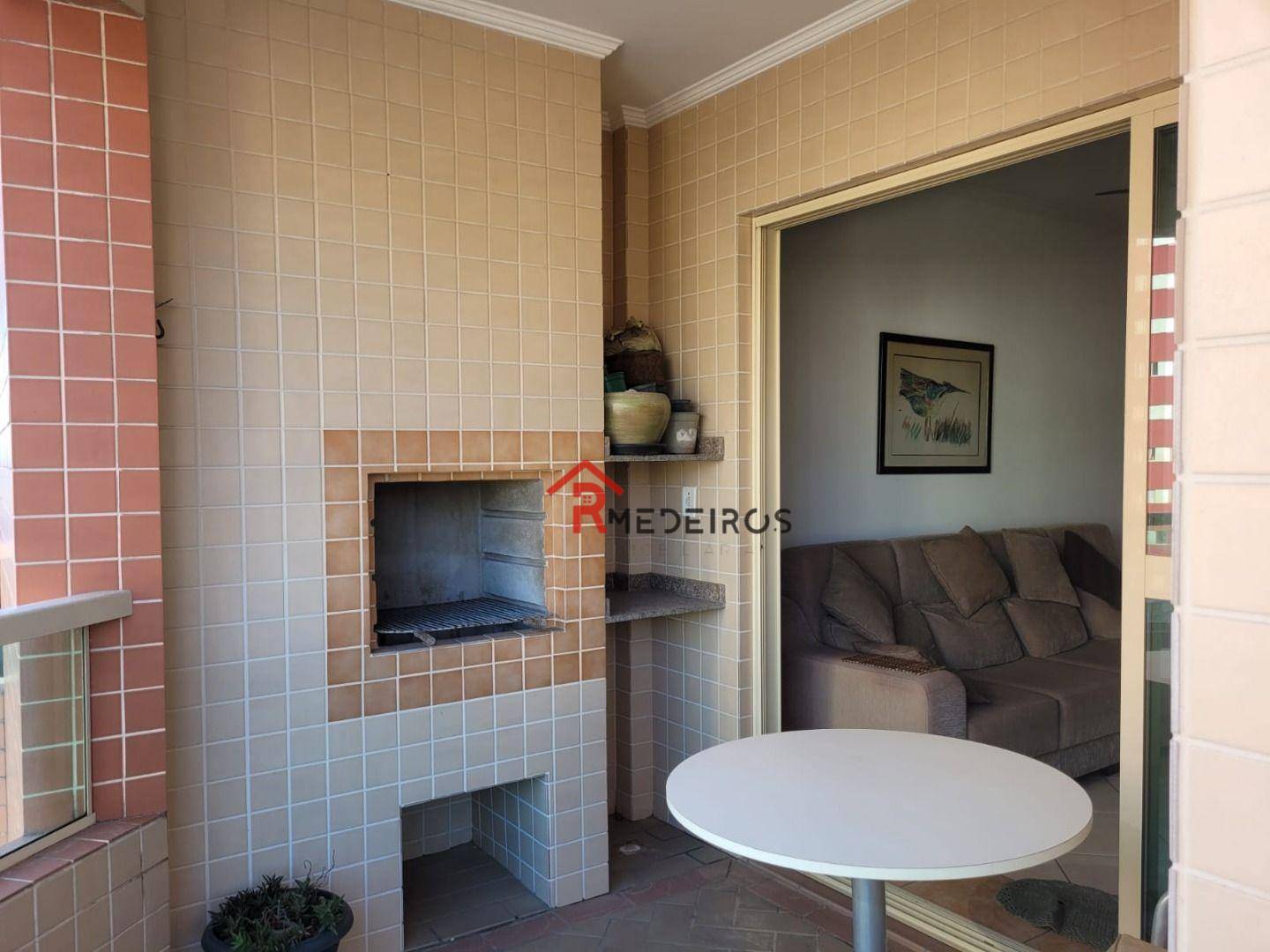 Apartamento à venda com 3 quartos, 111m² - Foto 4