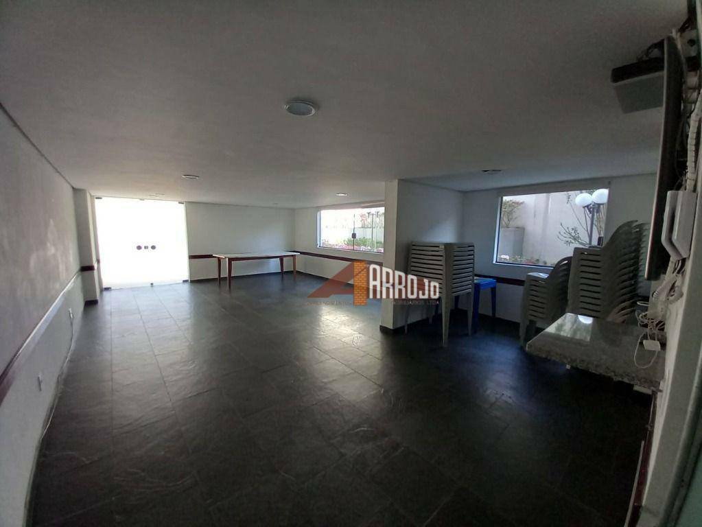 Apartamento à venda com 3 quartos, 70m² - Foto 13