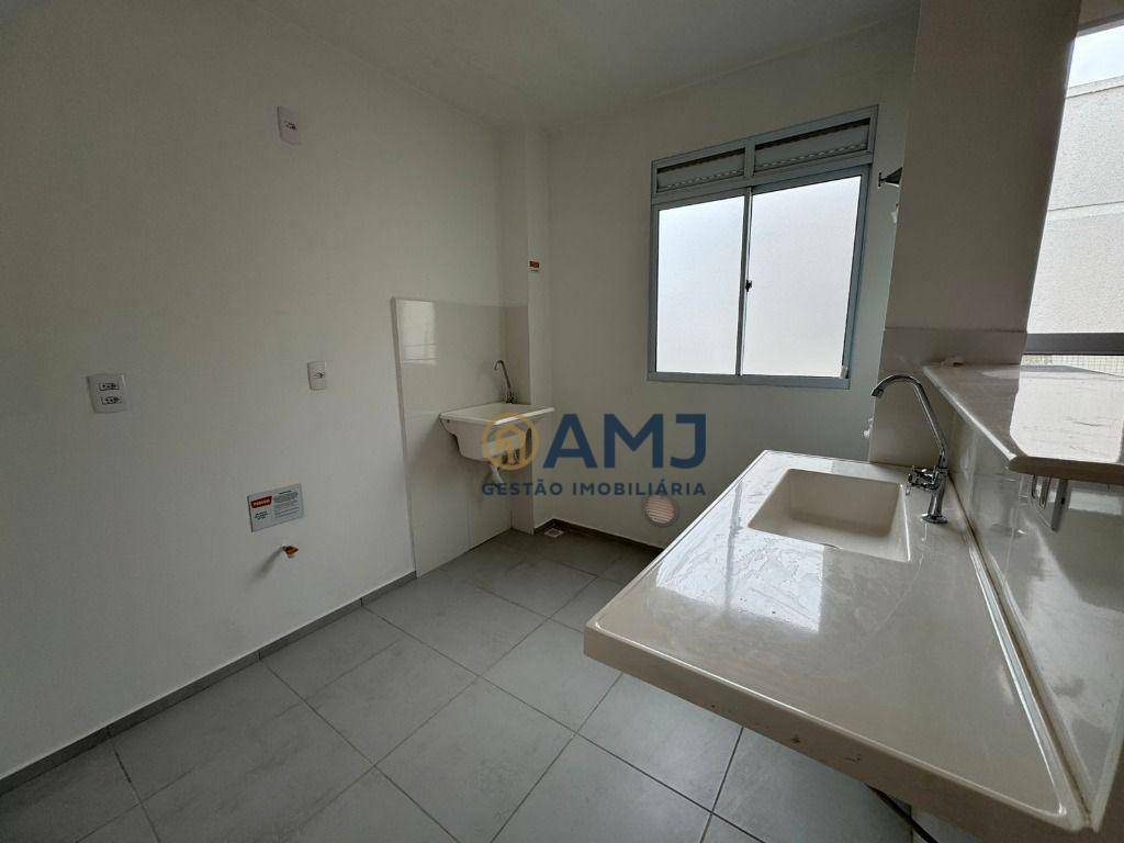 Apartamento à venda com 2 quartos, 40m² - Foto 4