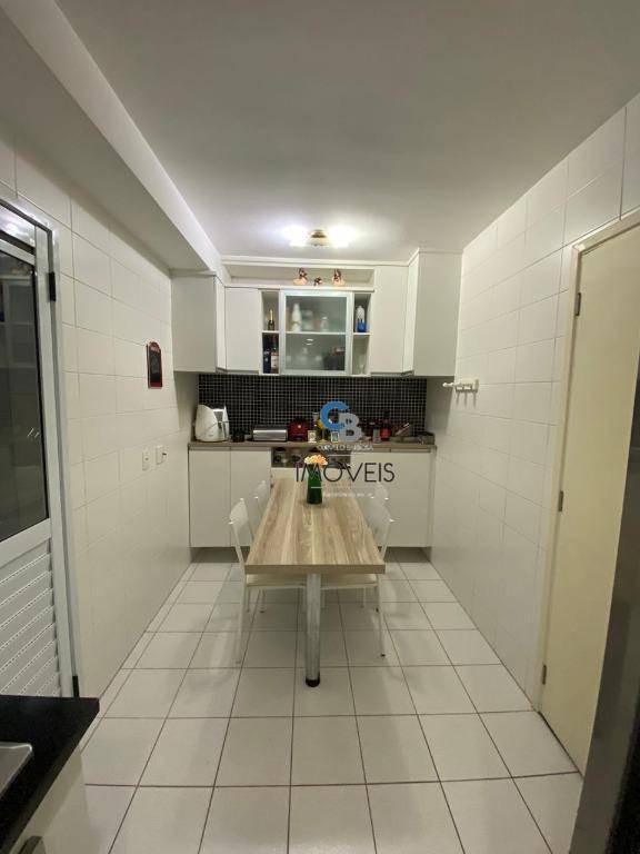 Apartamento à venda com 3 quartos, 137m² - Foto 16