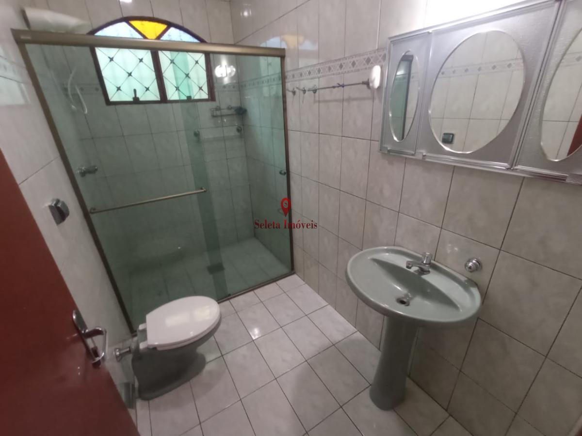 Casa à venda com 3 quartos, 200m² - Foto 15